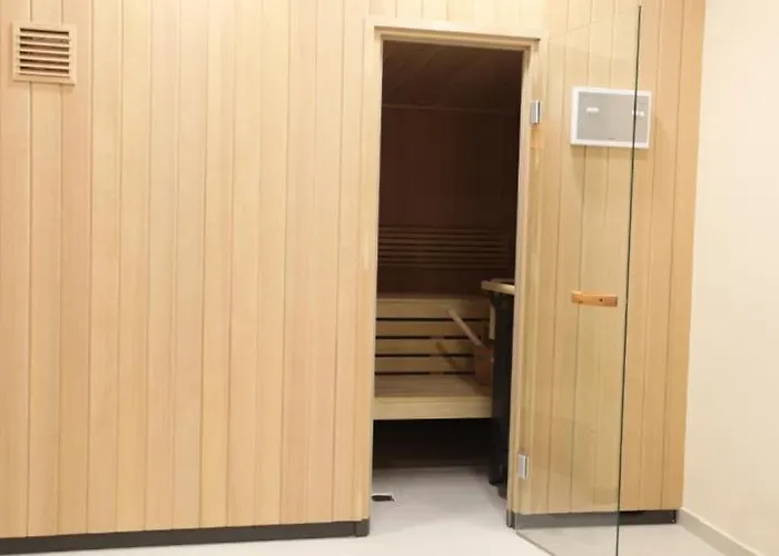 Aspen Golf And Apartment